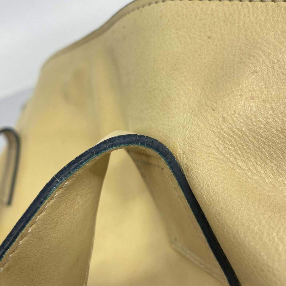CHANEL Cream Lambskin Leather Tote Bag - Picture 13 of 15